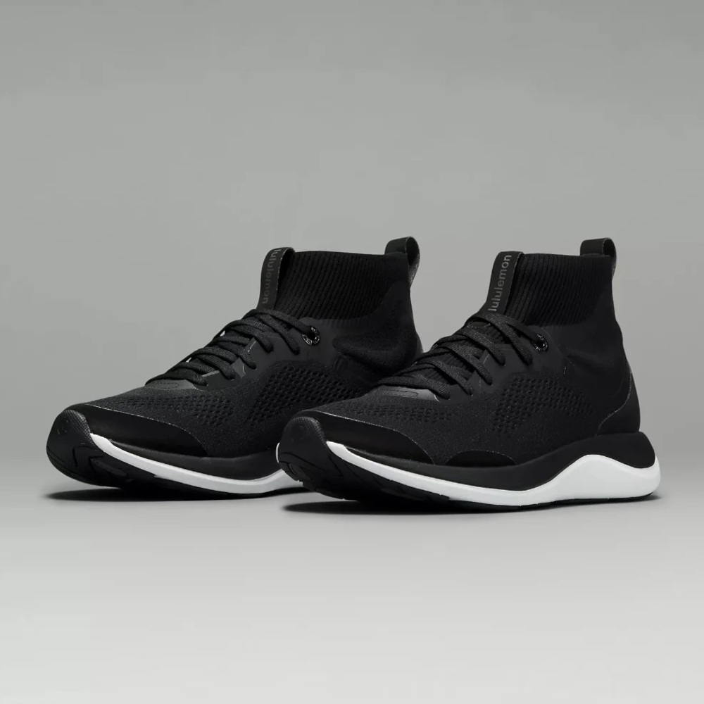 lululemon athletica Chargefeel Mid Sneakers